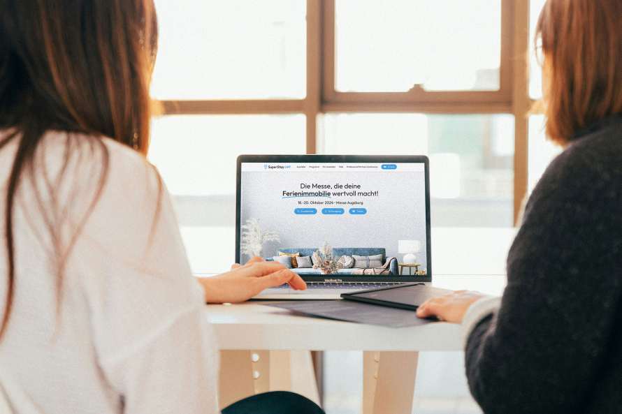 SuperStay.Live 2024 findet vom 18. bis 20. Oktober 2024 in der Messe Augsburg statt